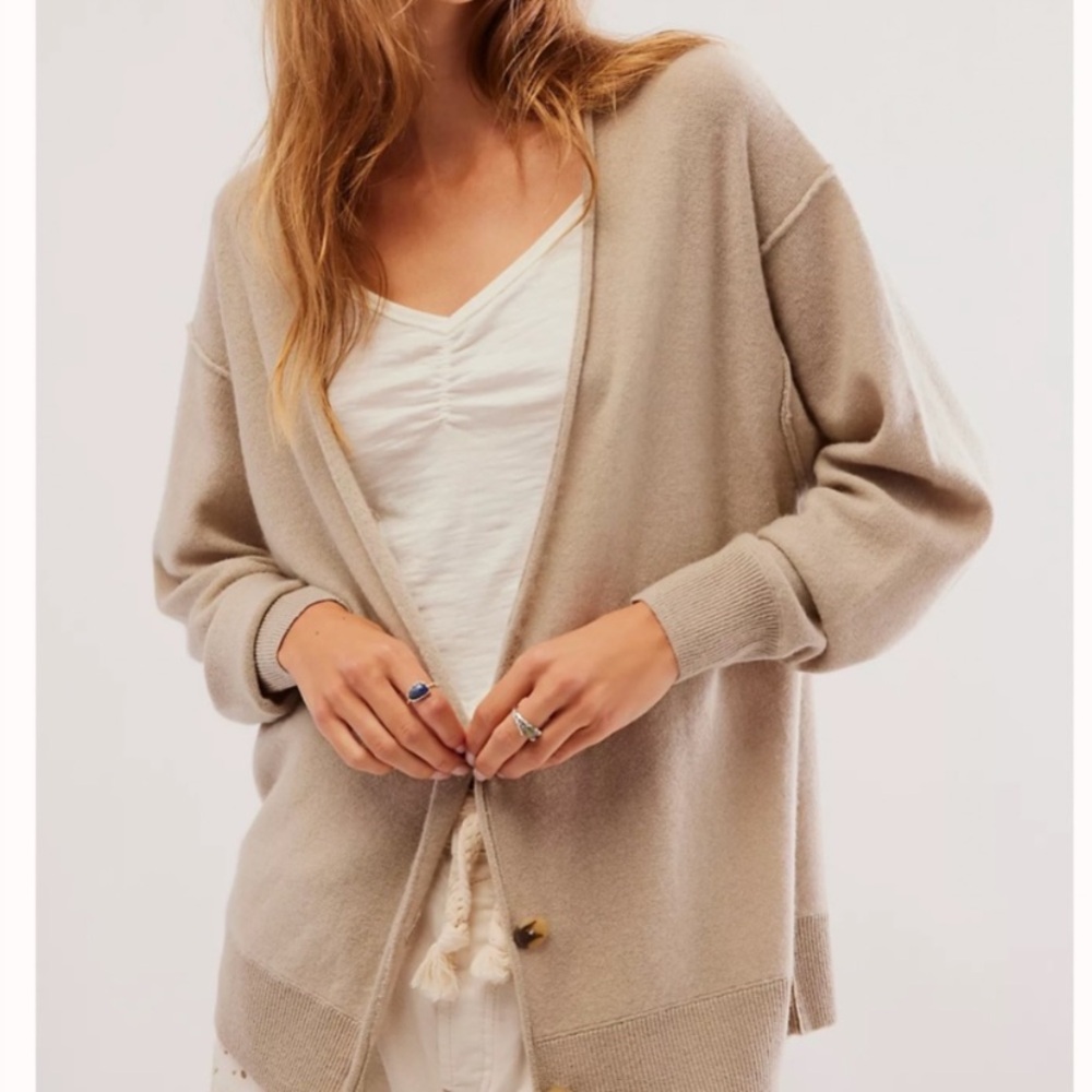 Free People 100% Cashmere Cardigan Size M Peach with Buttons